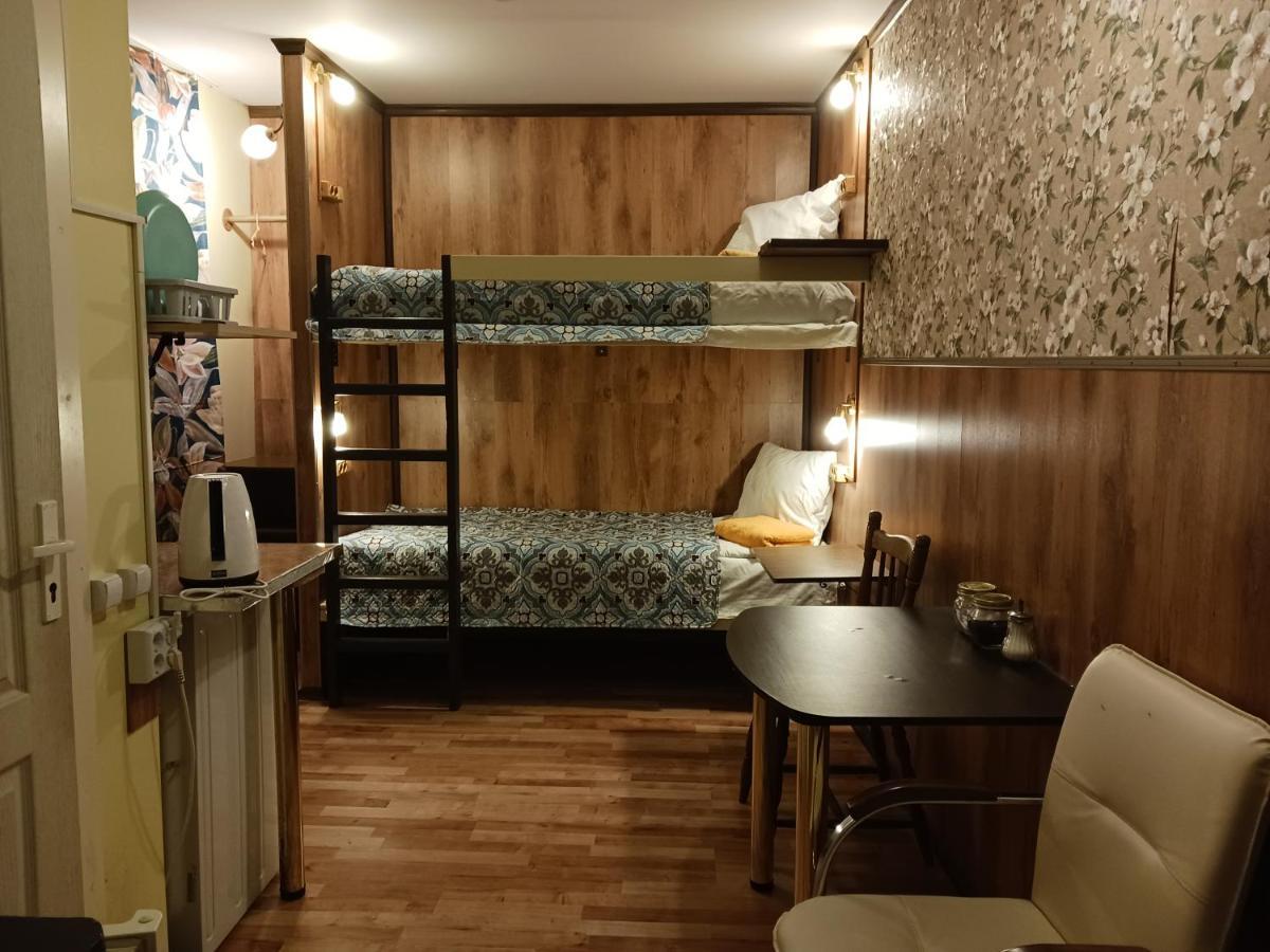 Avotu Stabu Private Flats In A Separate House For One Or Couple Рига Экстерьер фото
